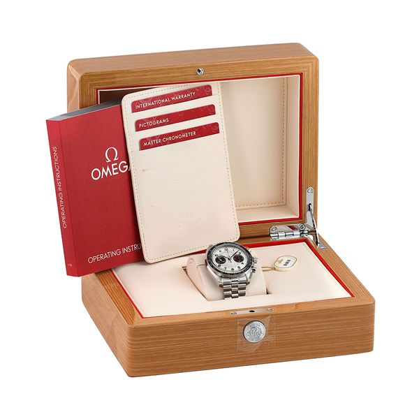 Omega Speedmaster Chronoscope 329.30.43.51.02.002